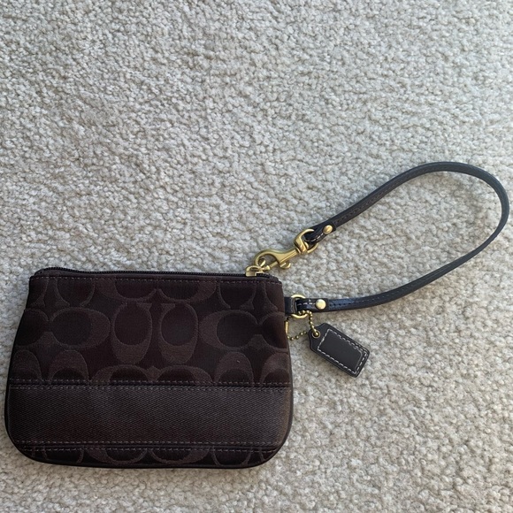 Coach Wristlet - Picture 3 of 4